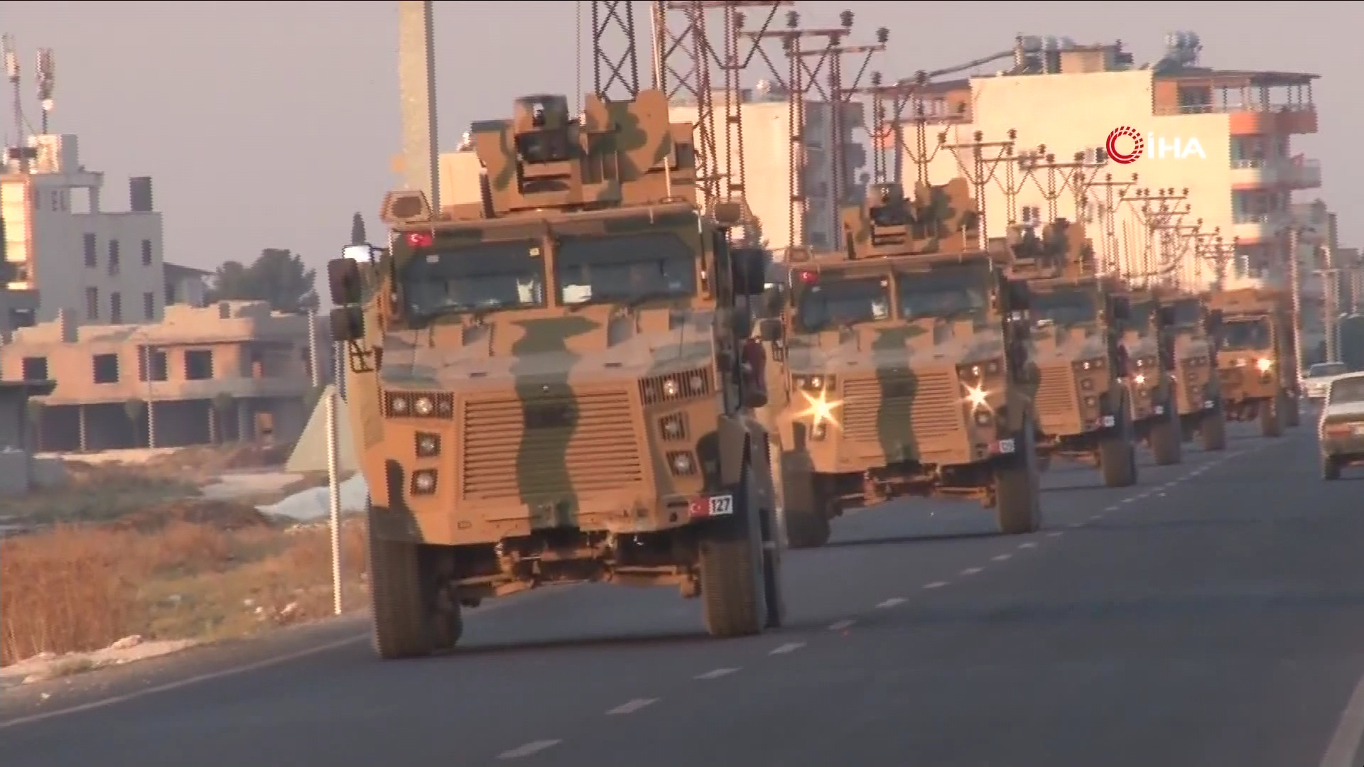 Tirkiyê karwanek serbazî yê nû derbasî Sûriyê kir û 3 xalên çavdêriyê jî danîn 